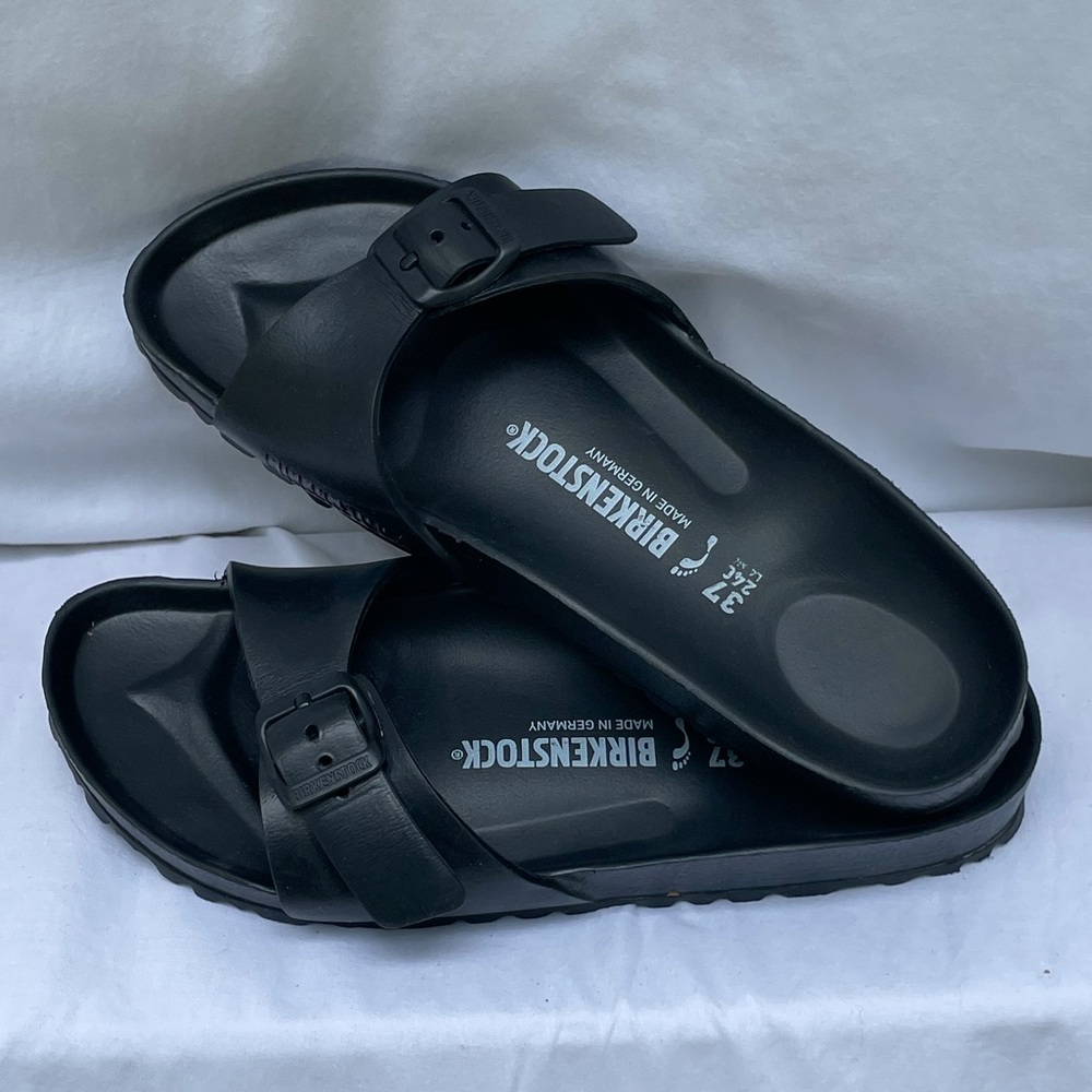 NWOT Birkenstock Sandals